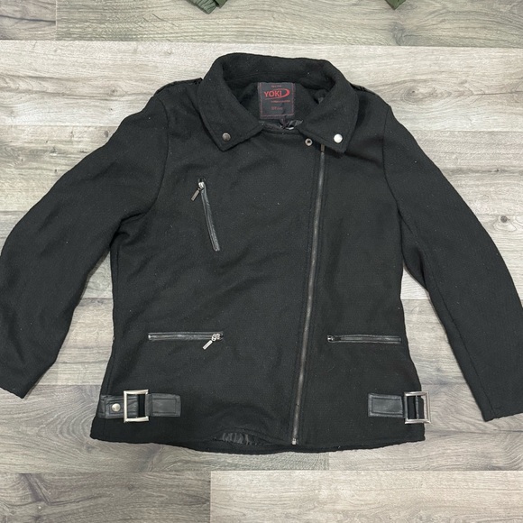 Black coat women’s size 1XL - Picture 1 of 3